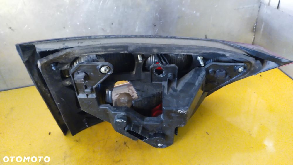 FORD GALAXY LAMPY TYLNEJ KLAPY BAGAŻNIKA 2TZ00923402 - 4