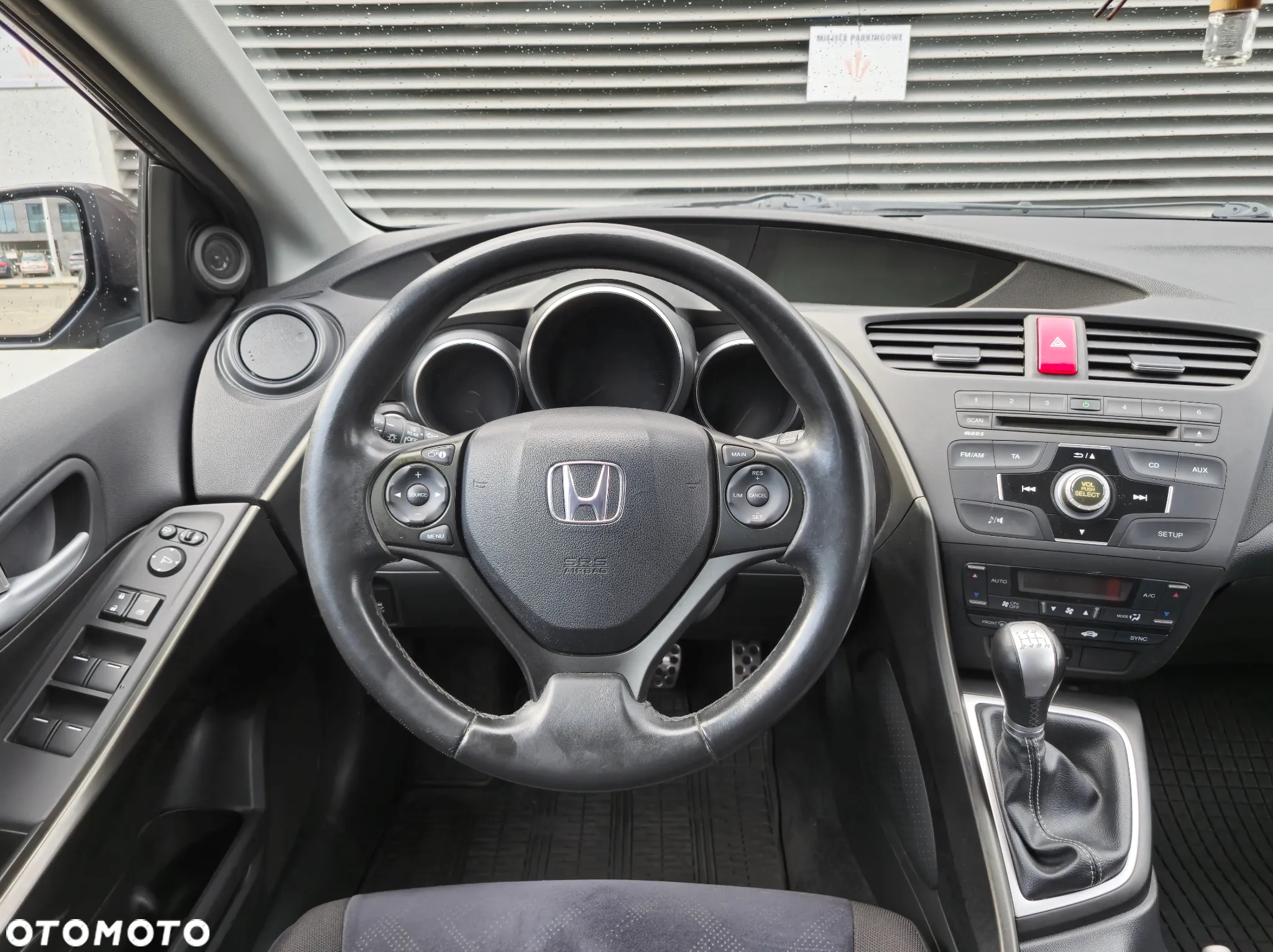 Honda Civic 1.8 Comfort - 13