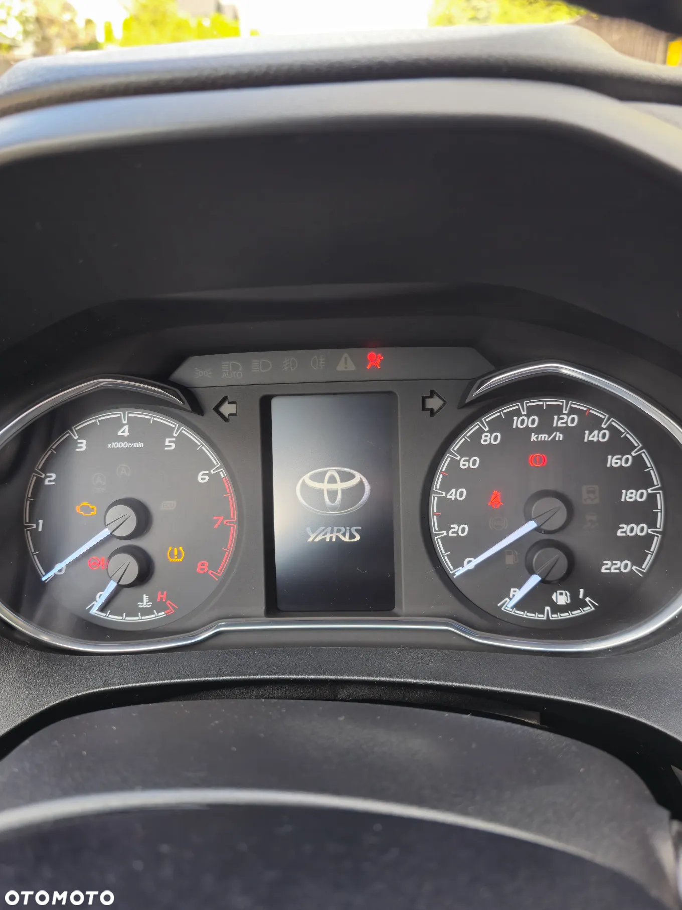 Toyota Yaris 1.5 Premium - 13