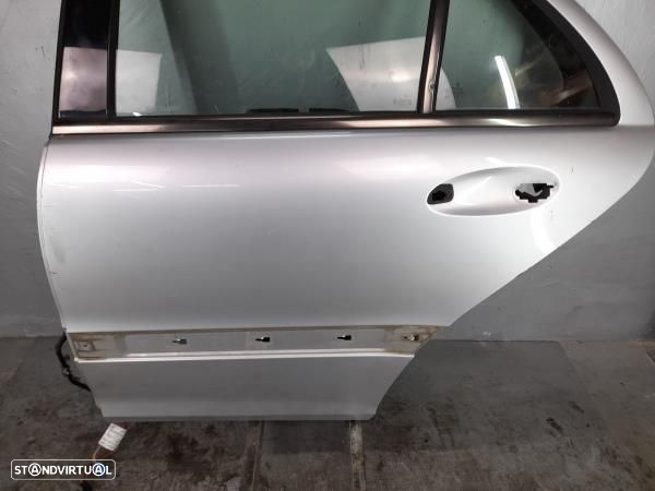 Porta Tras Esq Mercedes-Benz C-Class (W203) - 2