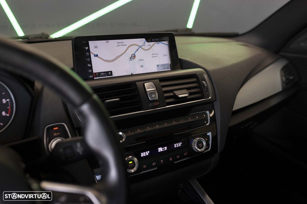 BMW 218 d Coupe Pack M - 23