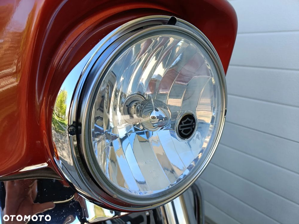 Harley-Davidson Touring Street Glide - 14
