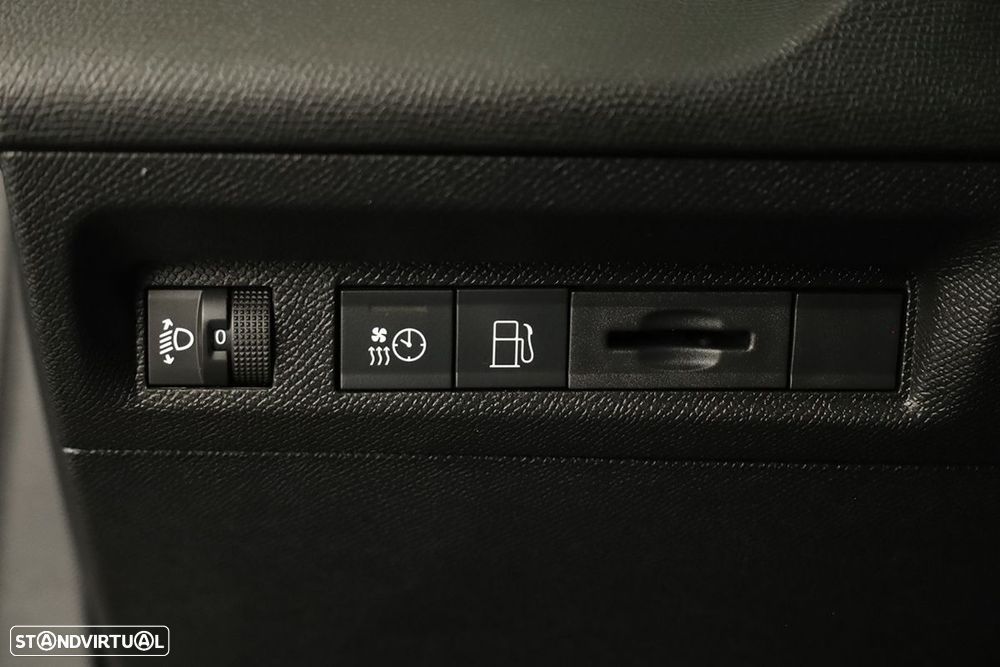 Peugeot 308 SW 1.6 Hybrid Allure e-EAT8 - 21