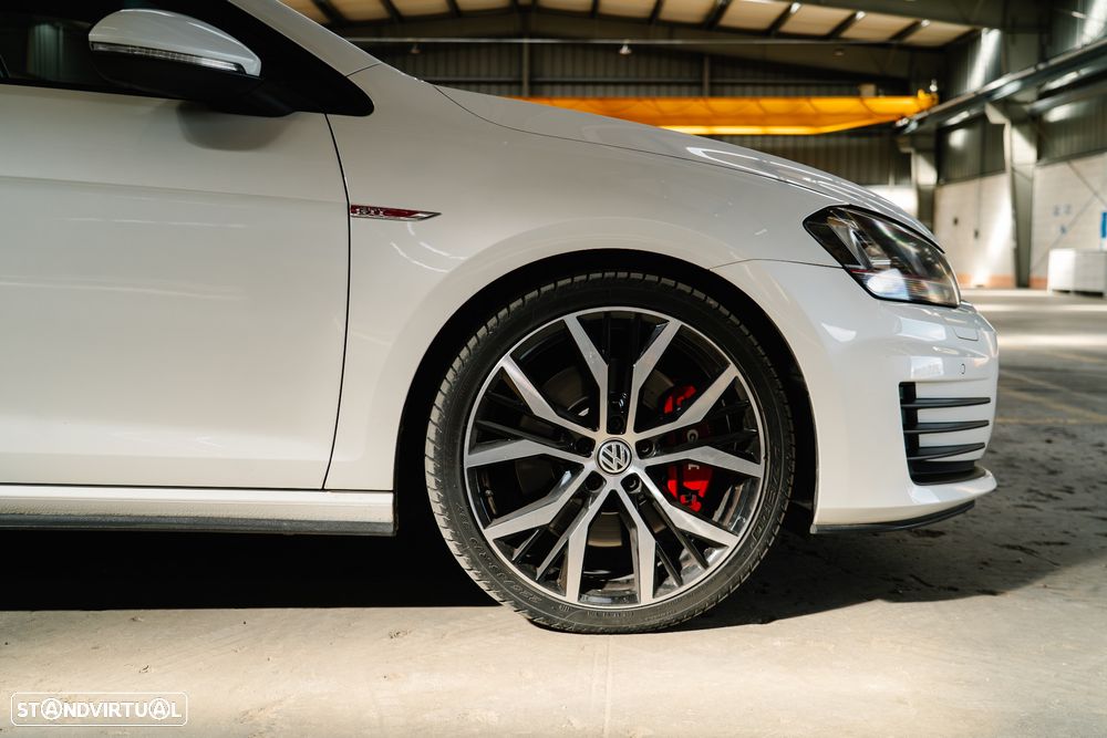 VW Golf GTI Performance BlueMotion DSG - 8