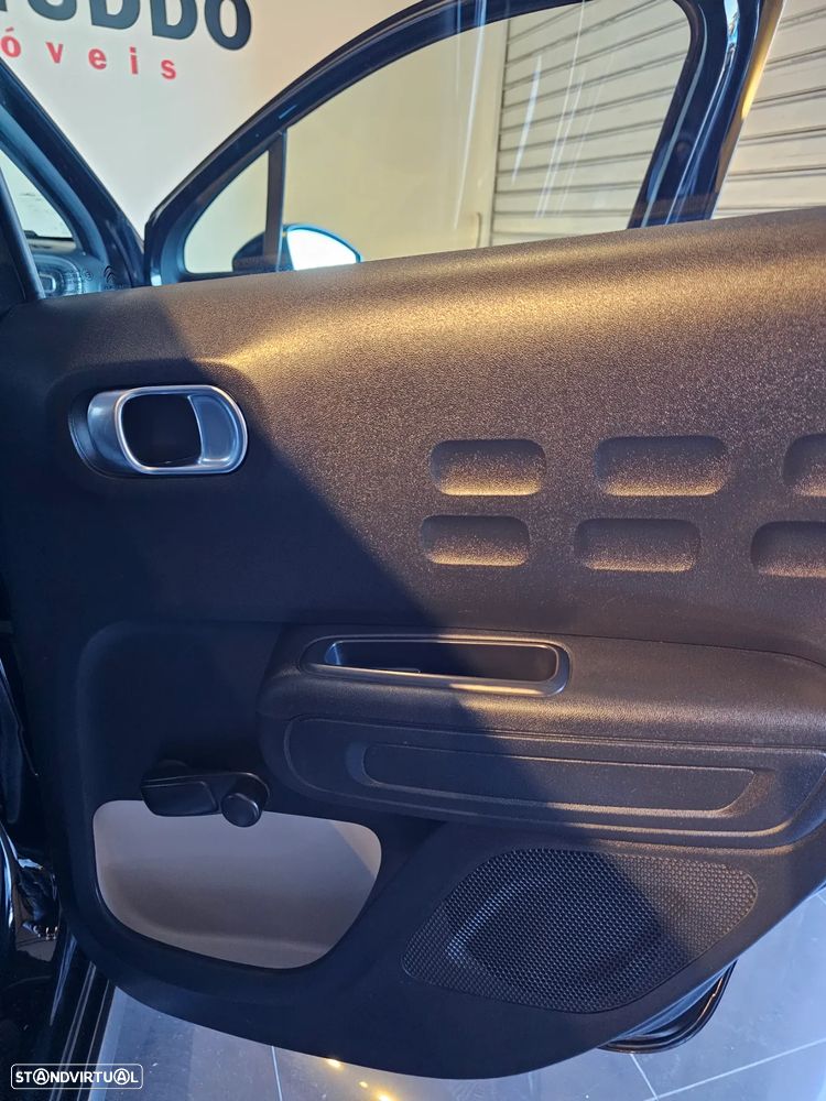 Citroën C3 1.2 PureTech C-Series - 10