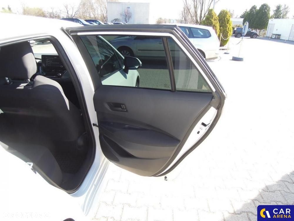 Toyota Corolla 1.2 T Active - 24