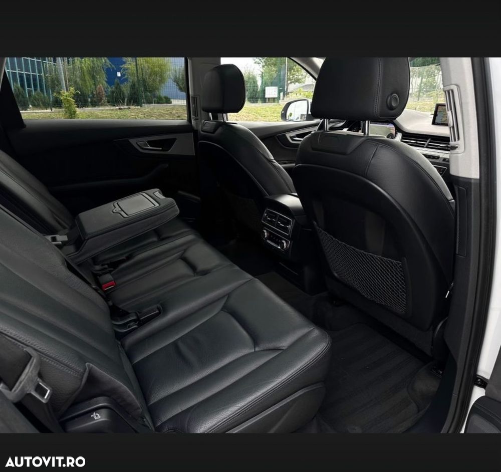 Audi Q7 3.0 ultra TDI Quattro Tiptronic - 14