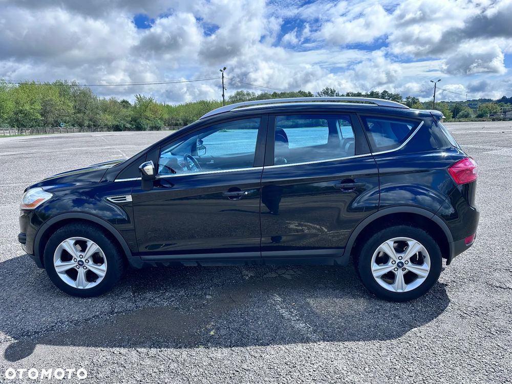Ford Kuga 2.5 Titanium - 1
