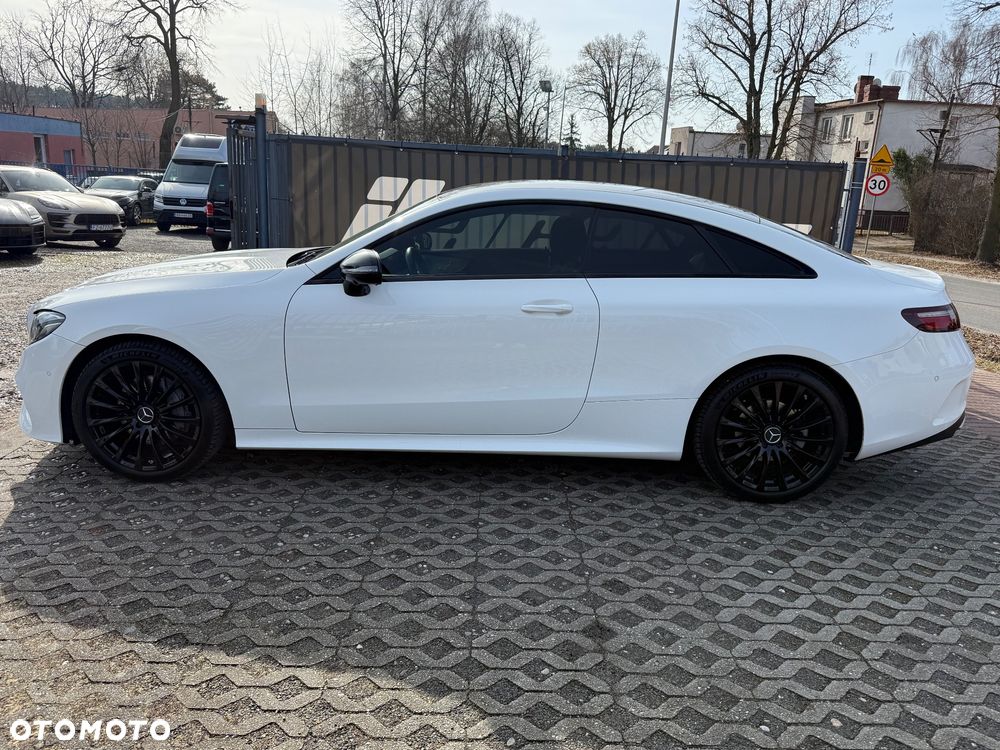 Mercedes-Benz Klasa E 200 4-Matic AMG - 11