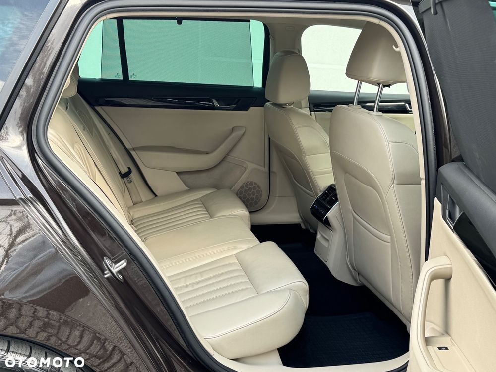 Skoda Superb 2.0 TDI 4x4 L&K DSG - 40