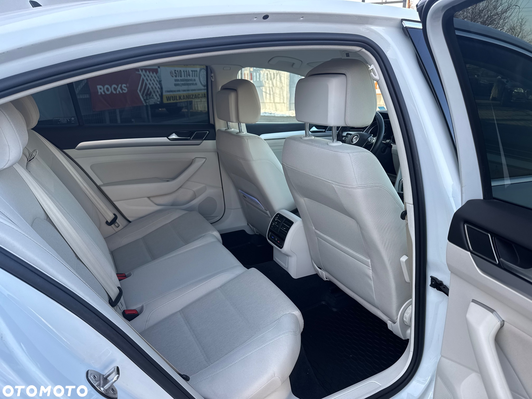 Volkswagen Passat 1.4 TSI BMT ACT Comfortline DSG - 32
