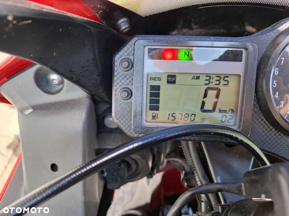 Honda CBR - 8