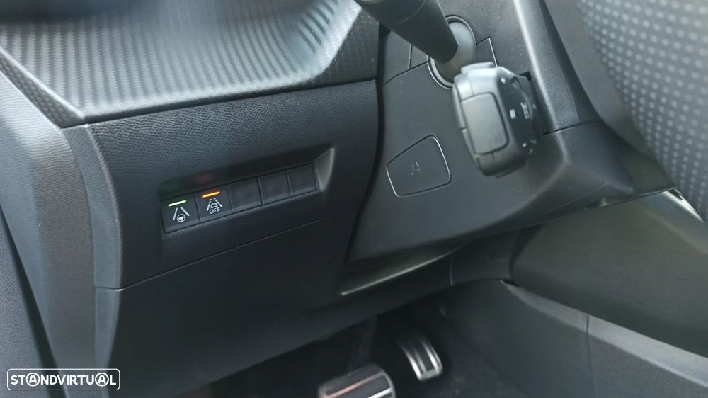 Peugeot e-2008 GT Pack - 16