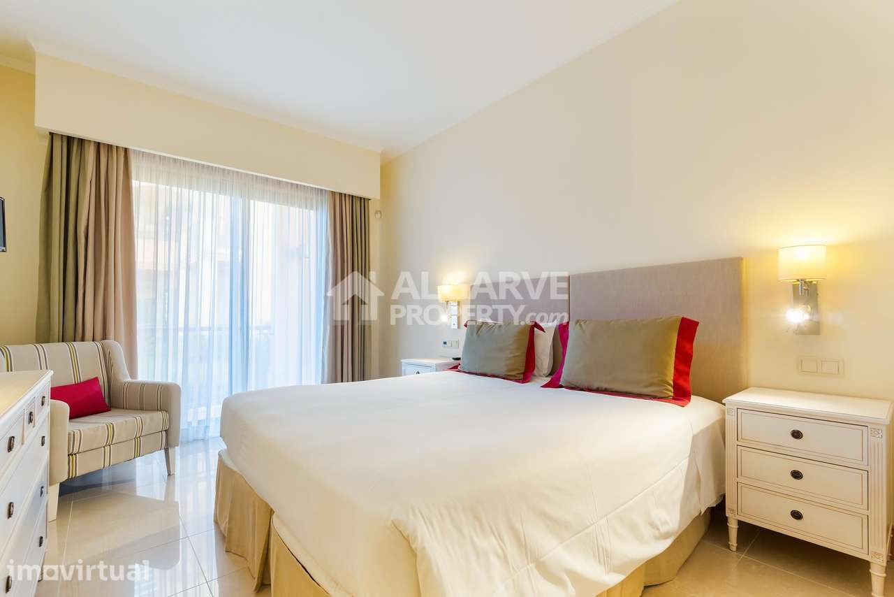 Apartamento T2 de Luxo Junto ao Campo De Golfe Victoria em Vilamoura, - Grande imagem: 4/29