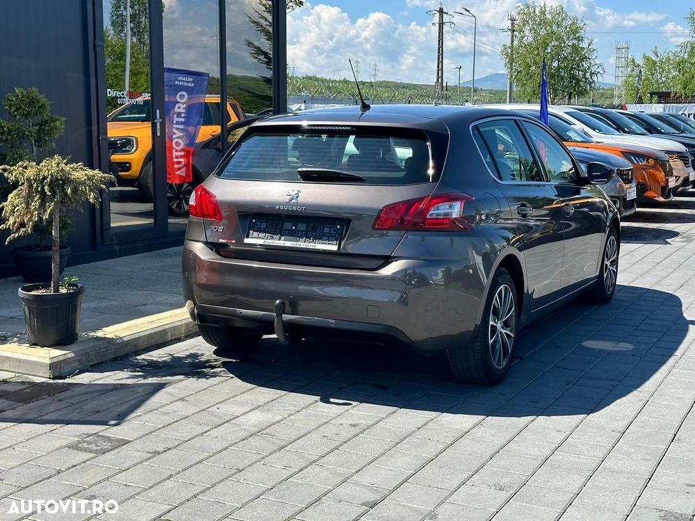 Peugeot 308 - 5