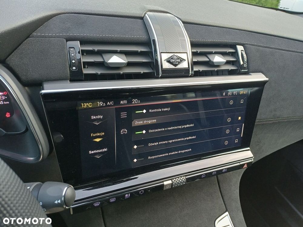 DS Automobiles DS 7 Crossback - 24