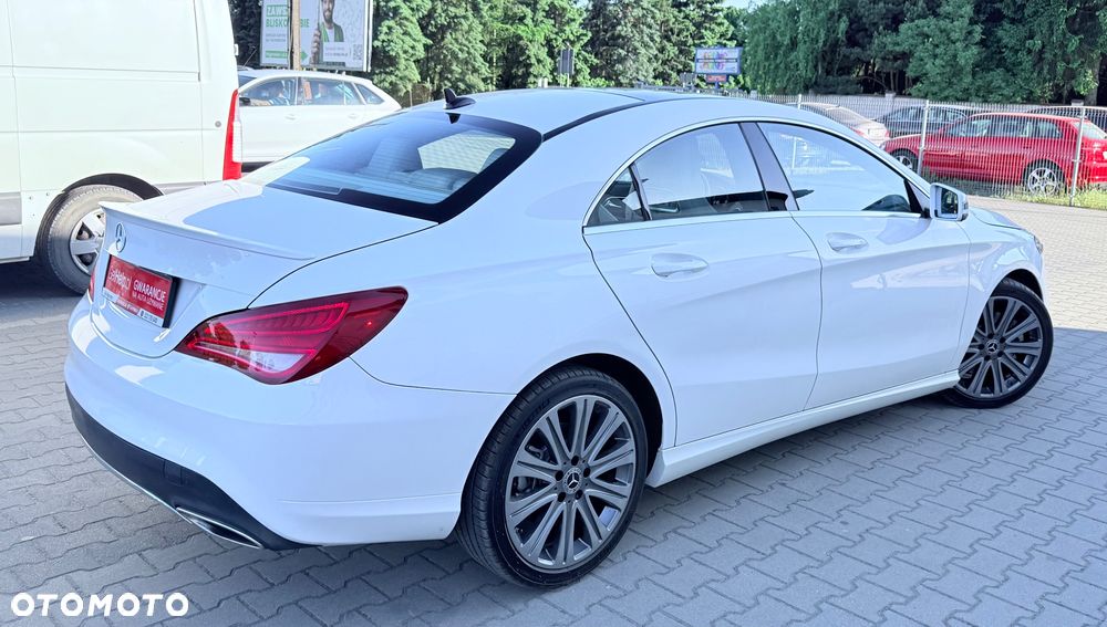 Mercedes-Benz CLA 250 7G-DCT Peak Edition - 13