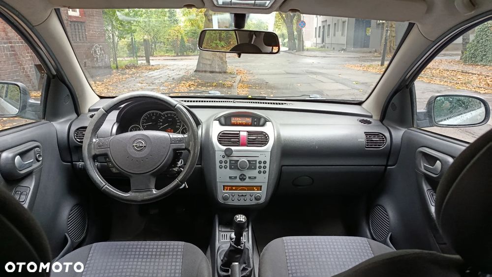 Opel Corsa - 8