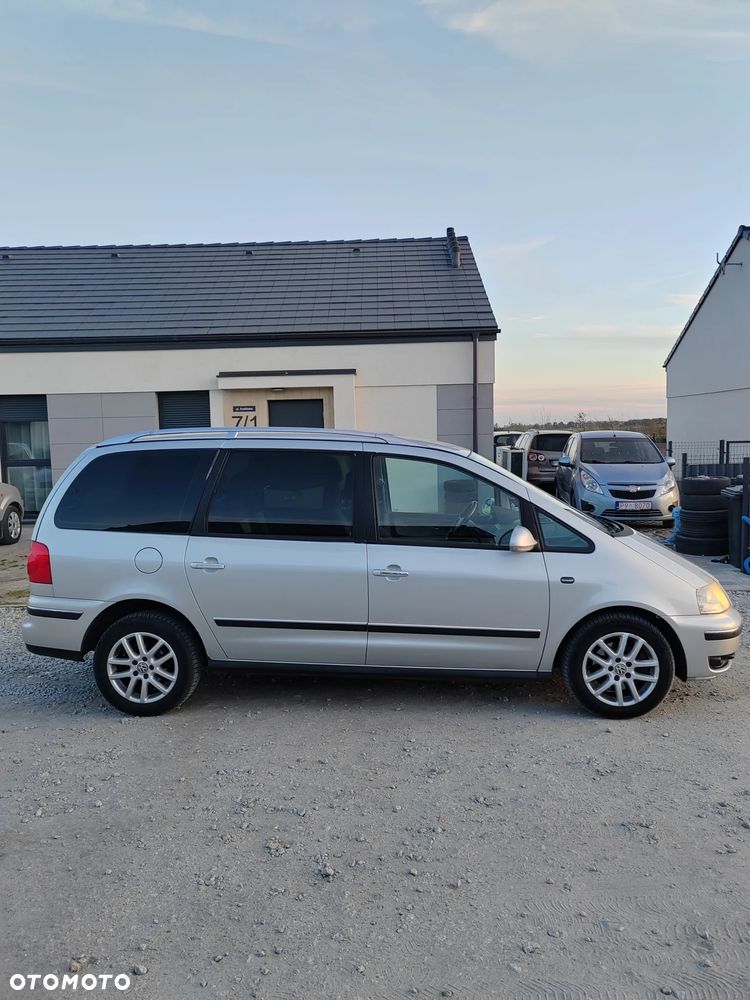 Volkswagen Sharan 1.9 TDI Automatik Freestyle - 11