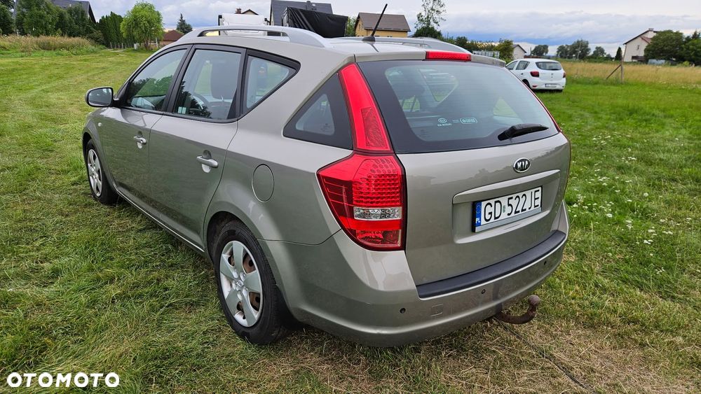 Kia Ceed 1.6 L Euro2012 - 3