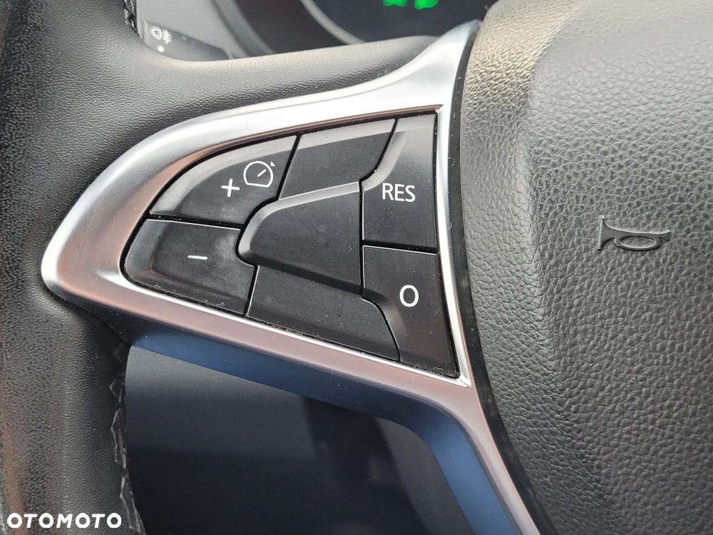 Dacia Duster 1.6 SCe Essential - 22