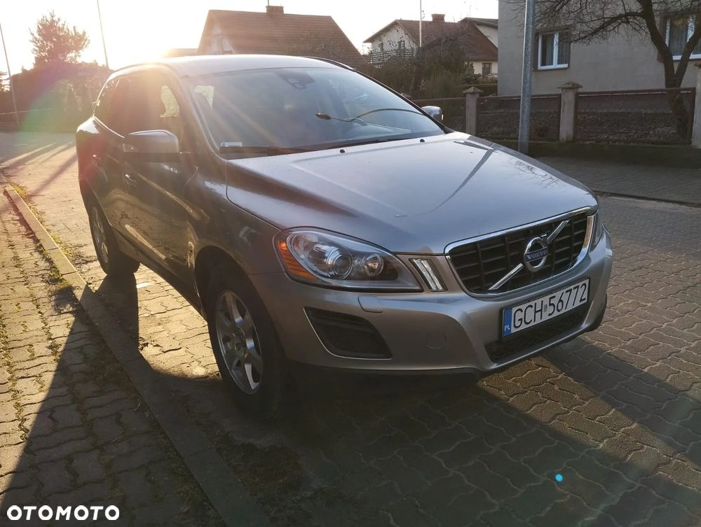 Volvo XC 60 D4 Momentum - 2