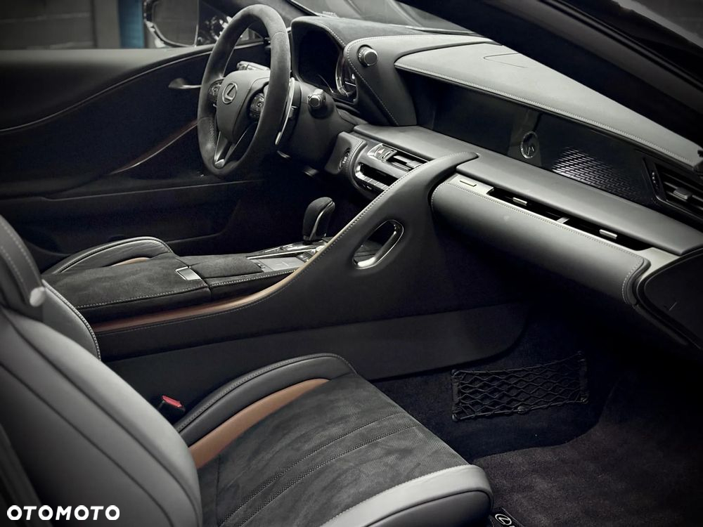 Lexus LC 500 - 16