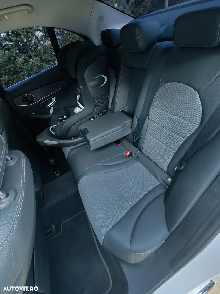 Mercedes-Benz C 180 9G-TRONIC AMG Line - 10