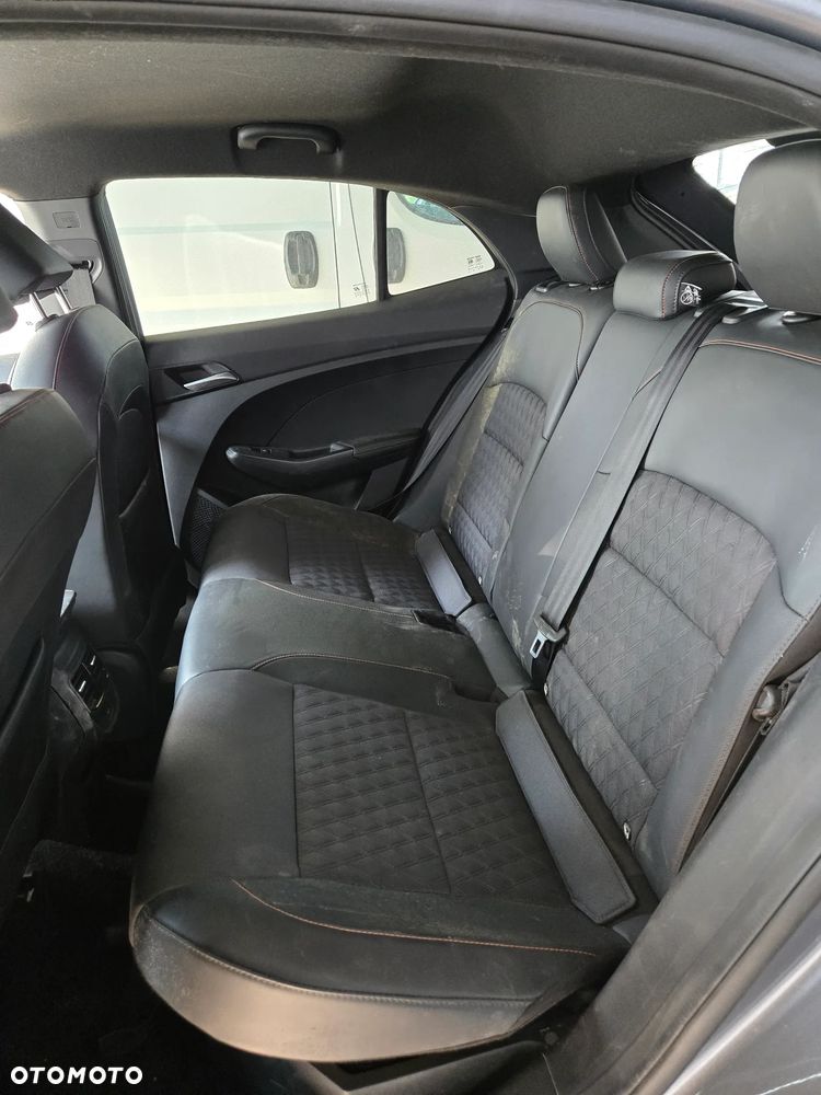 MG MG3 3 Hybrid+ Luxury - 19