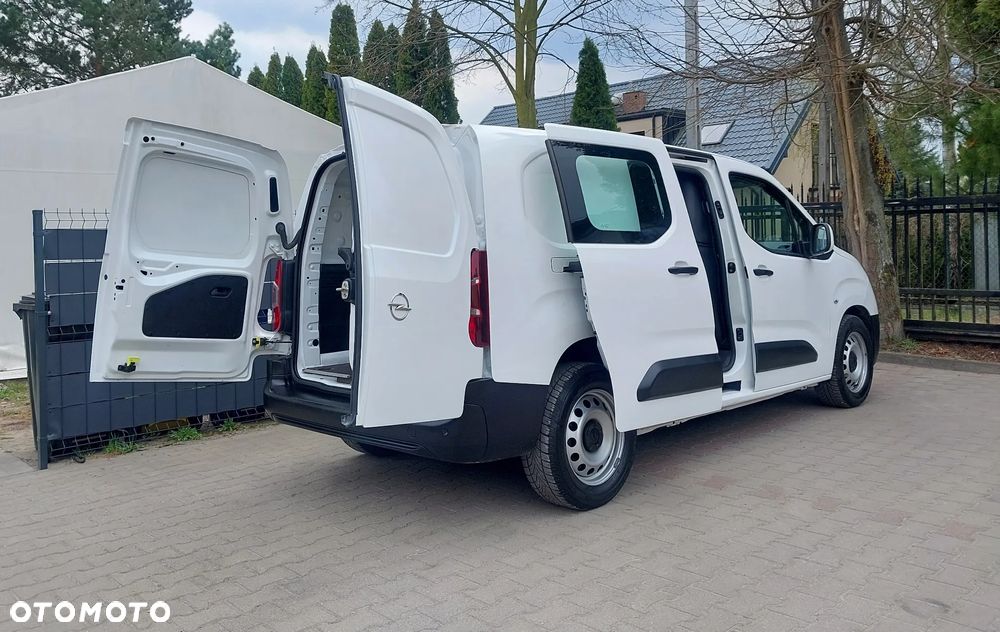 Opel COMBO MAXI LIFT - 25
