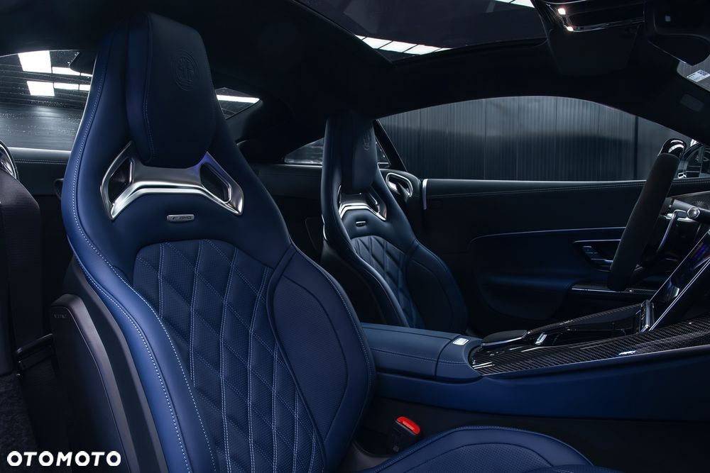 Mercedes-Benz AMG GT - 18