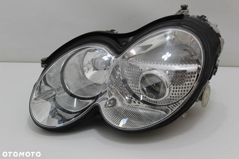 Reflektory bixenon komplet lampa prawa lewa reflektor prawy+lewy stan BDB Mercedes SL R230 SL500 Europa - 24