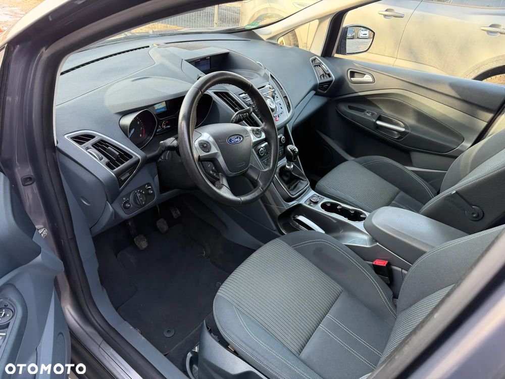 Ford C-MAX - 24