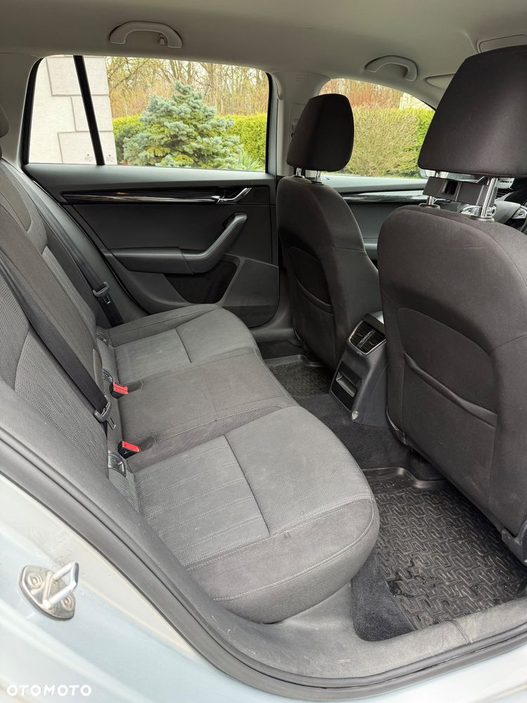 Skoda Octavia 2.0 TDI Style DSG - 15