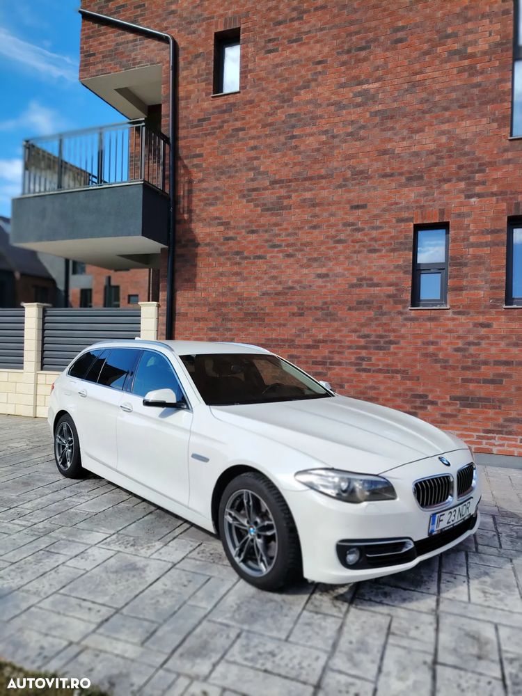 BMW Seria 5 525d xDrive Touring - 2