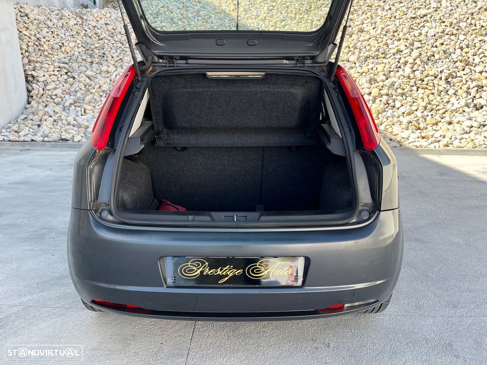 Fiat Punto 70 JTD Multijet Dynamic — fotografia 16