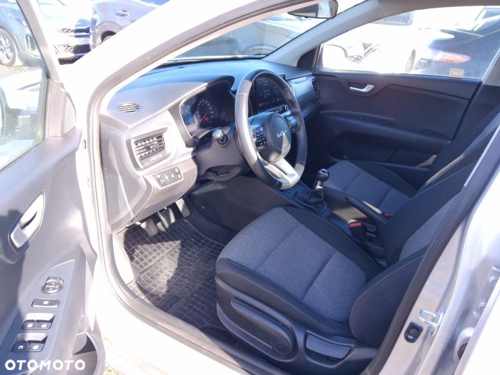 Kia Stonic 1.2 M - 20