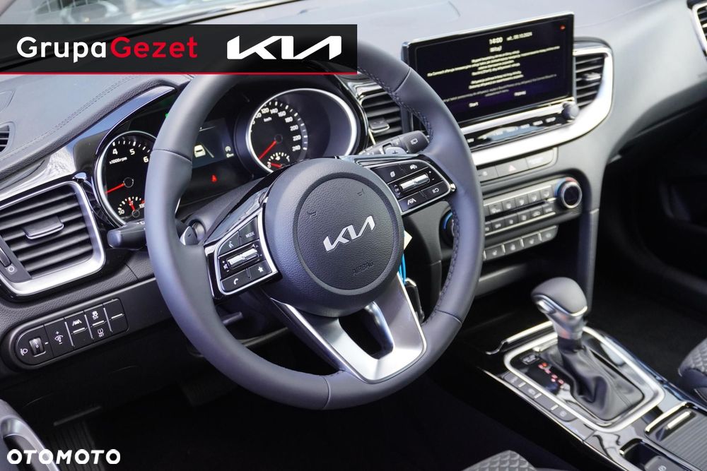 Kia Ceed - 4