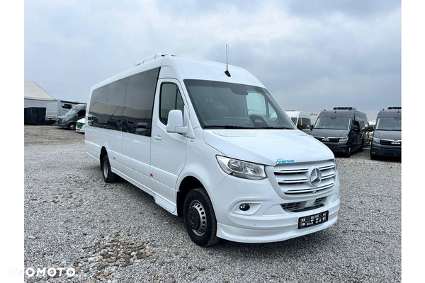 Mercedes-Benz Sprinter 519 V6