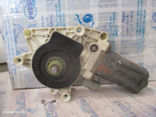 Motor Elevador Vidro 9642176580 PEUGEOT 406 2002 2.2HDI 16V 135CV 4P CINZA F DRT - 1