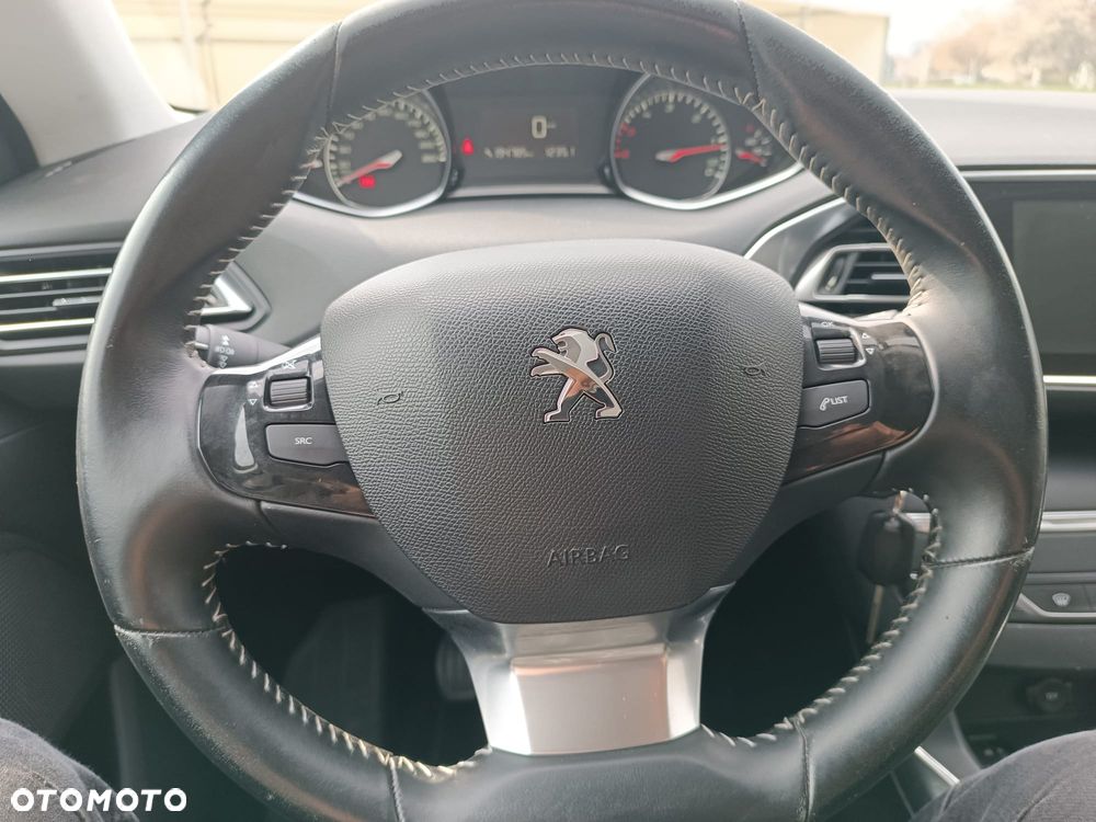 Peugeot 308 BlueHDi FAP 120 Stop & Start Allure - 10