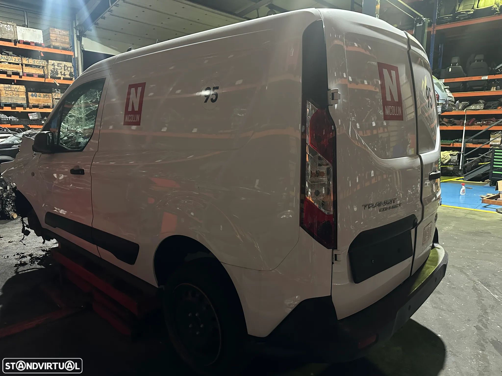 FORD TRANSIT CONNECT 1.0 ECOBOOST DE 2024 (CENTRO DE ABATE) - 1