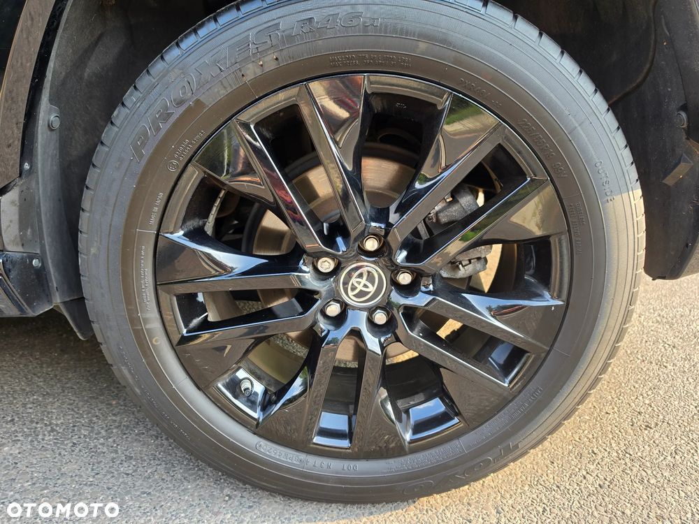 Toyota RAV4 2.5 Hybrid Black Edition by JBL 4x4 - 17