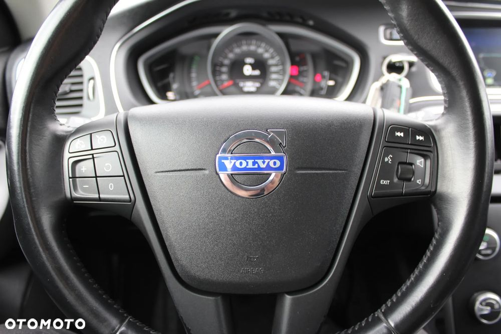 Volvo V40 D2 You - 22