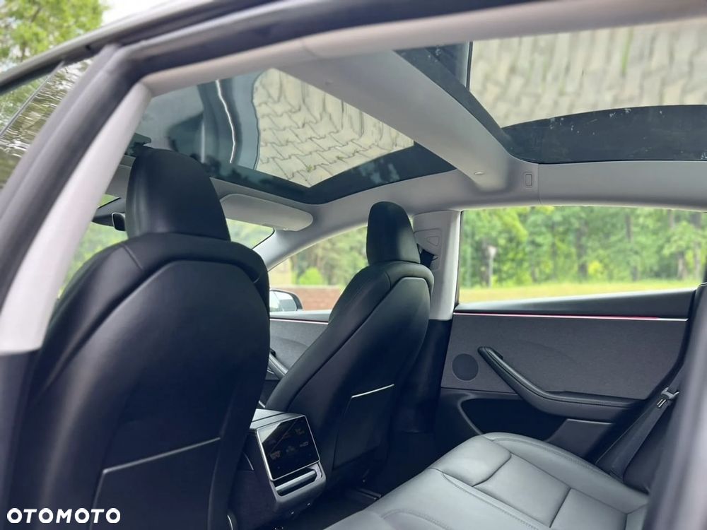 Tesla Model 3 Langstreckenbatterie Allradantrieb Dual Motor - 9