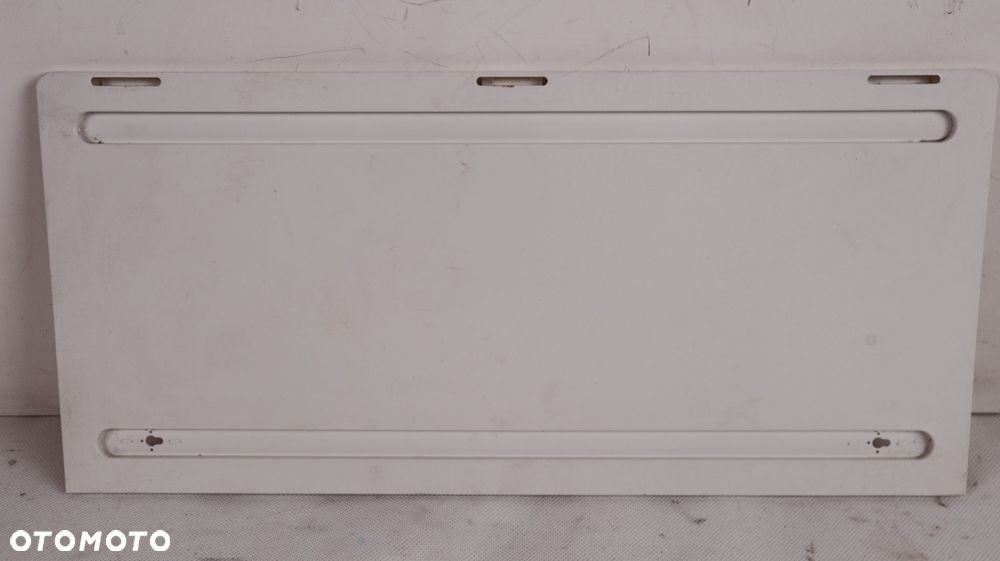 KAMPER PRZYCZEPA KEMPINGOWA ZAMKNIĘCIE KRATKI WENTYLACYJNEJ LODÓWKI 48 CM X 22,3 CM - 1