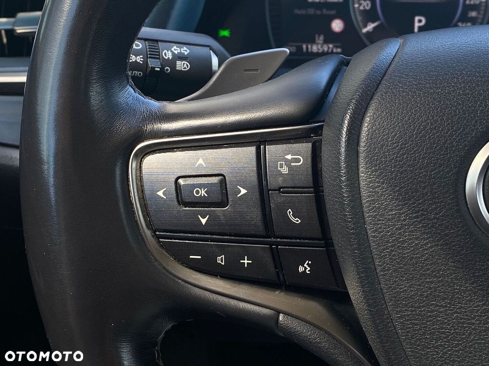 Lexus ES - 23