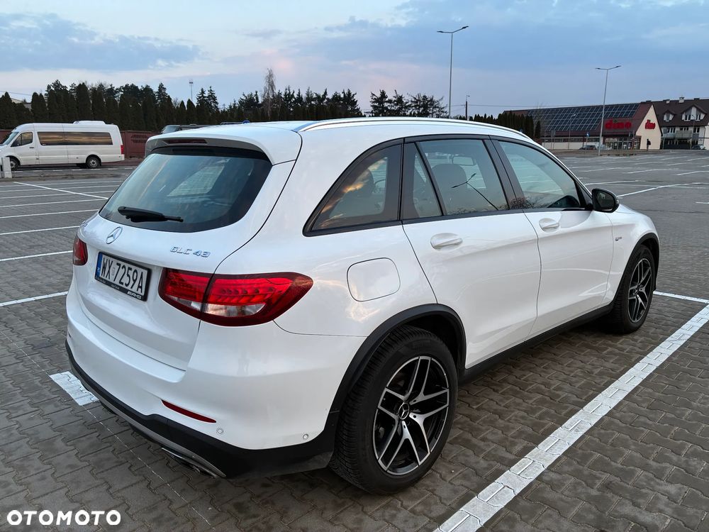 Mercedes-Benz GLC - 7
