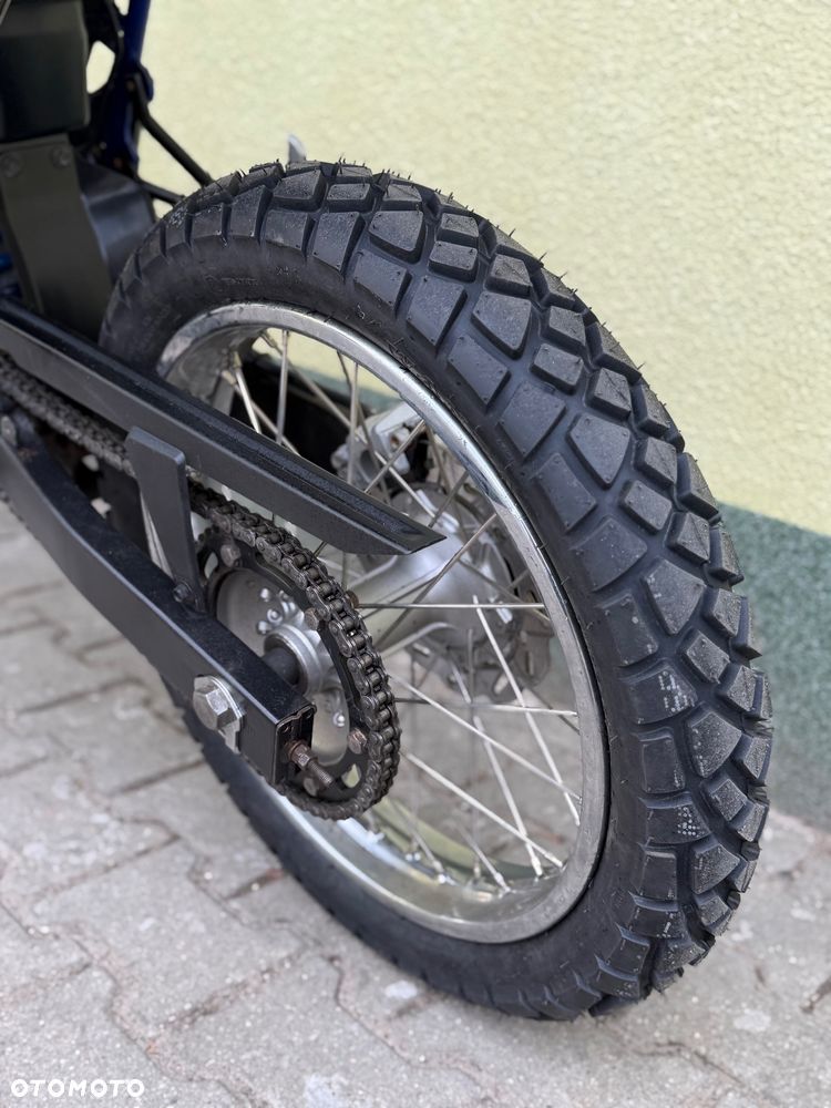 Yamaha WR - 20