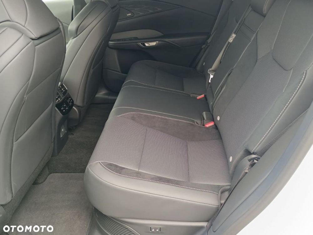 Lexus RX - 24